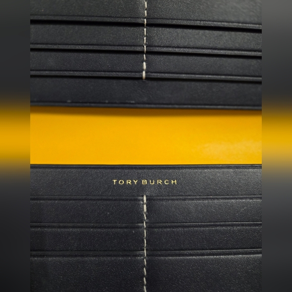 Tory Burch Jacquard monogrammed Wallet - Picture 4 of 4